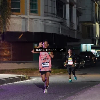 Runner Photo 7973550
