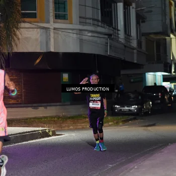 Runner Photo 7973569