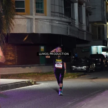 Runner Photo 7973572