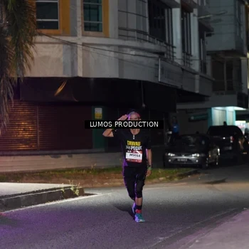 Runner Photo 7973573