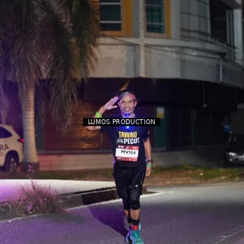 Runner Photo 7973591