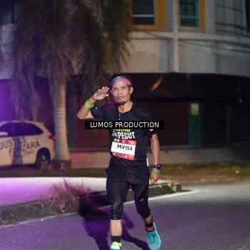 Runner Photo 7973601