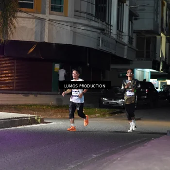 Runner Photo 7973699