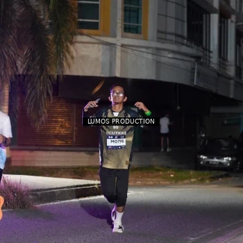 Runner Photo 7973725