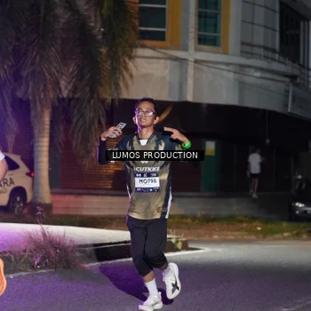 Runner Photo 7973735