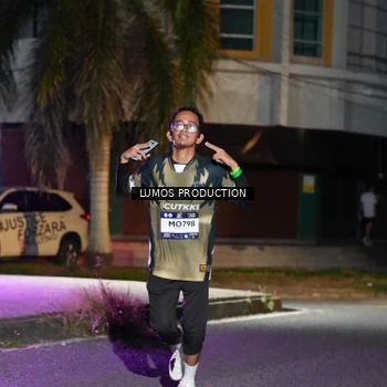 Runner Photo 7973748