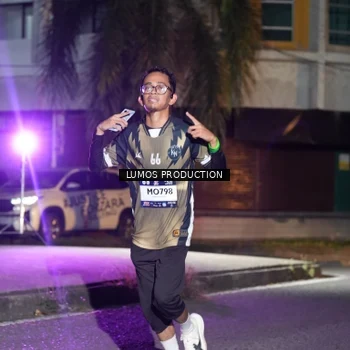 Runner Photo 7973756