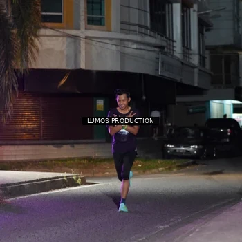 Runner Photo 7973771