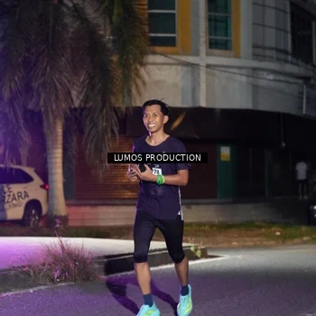 Runner Photo 7973788