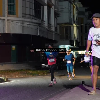 Runner Photo 7973812