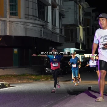 Runner Photo 7973814