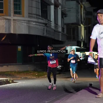 Runner Photo 7973820
