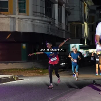 Runner Photo 7973824