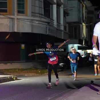 Runner Photo 7973828
