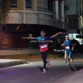 Runner Photo 7973833