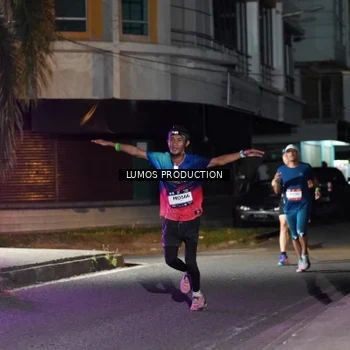 Runner Photo 7973837
