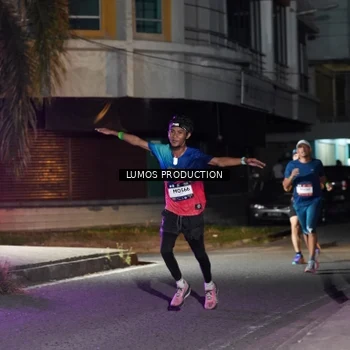 Runner Photo 7973847