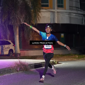Runner Photo 7973851