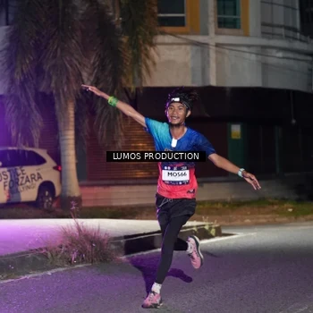Runner Photo 7973855