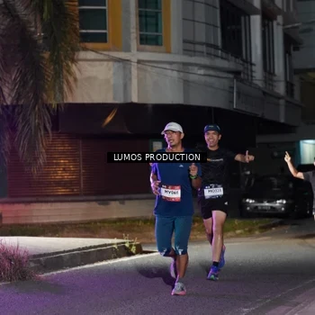 Runner Photo 7973871
