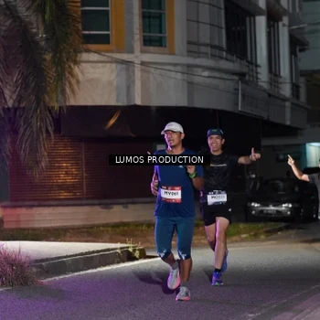Runner Photo 7973874