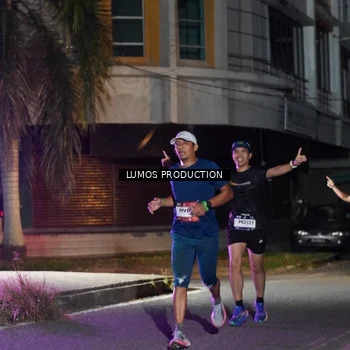 Runner Photo 7973883