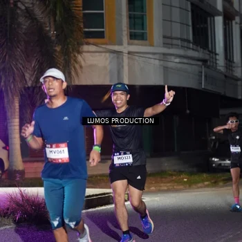 Runner Photo 7973885