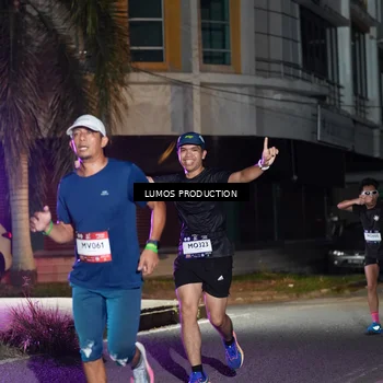 Runner Photo 7973888