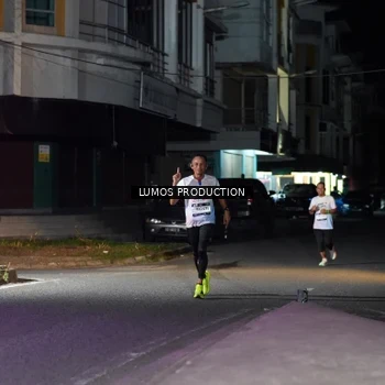 Runner Photo 7973946