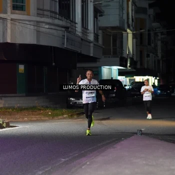 Runner Photo 7973947