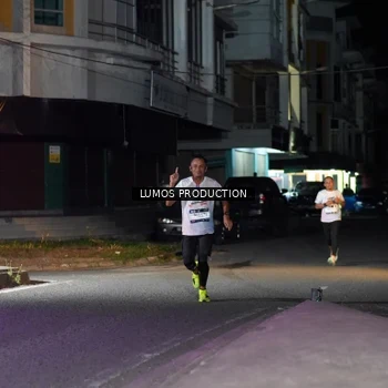 Runner Photo 7973951