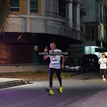 Runner Photo 7973966