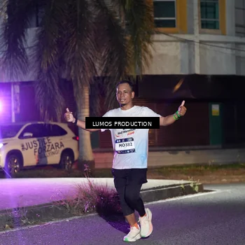 Runner Photo 7974013