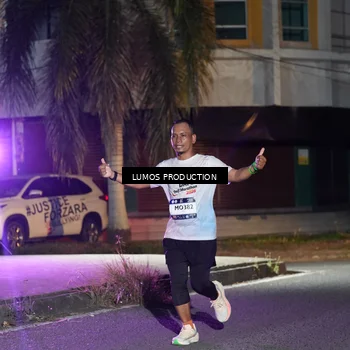 Runner Photo 7974015