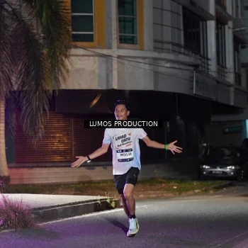 Runner Photo 7974048