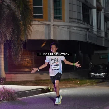 Runner Photo 7974050