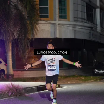 Runner Photo 7974056