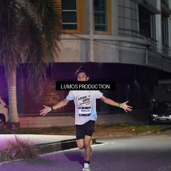 Runner Photo 7974057