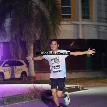 Runner Photo 7974064