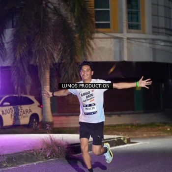 Runner Photo 7974067
