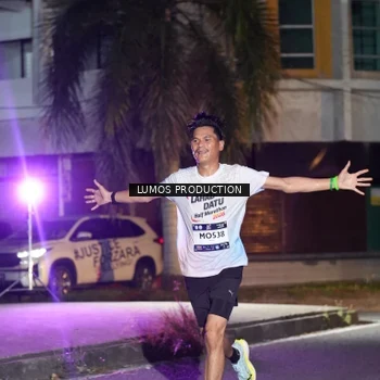Runner Photo 7974071