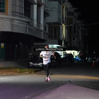Runner Photo 7974087