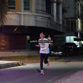 Runner Photo 7974099