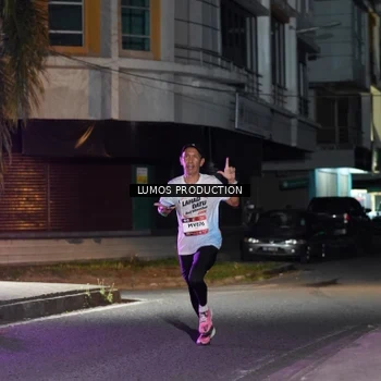 Runner Photo 7974101