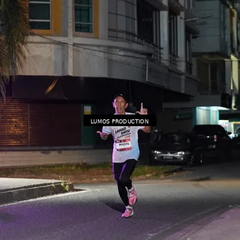 Runner Photo 7974104