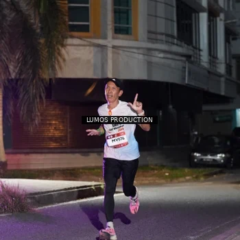 Runner Photo 7974117