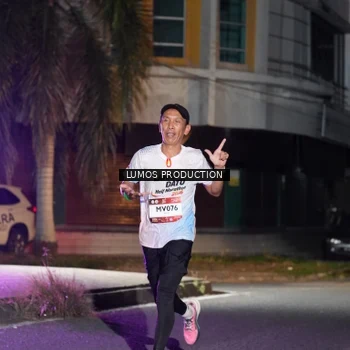 Runner Photo 7974128