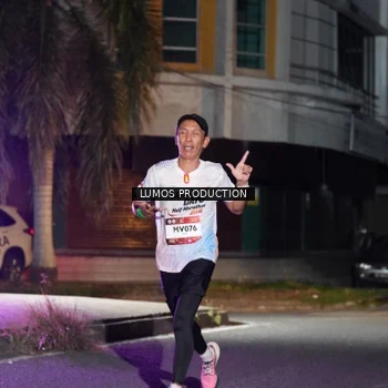 Runner Photo 7974130