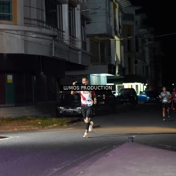 Runner Photo 7974145