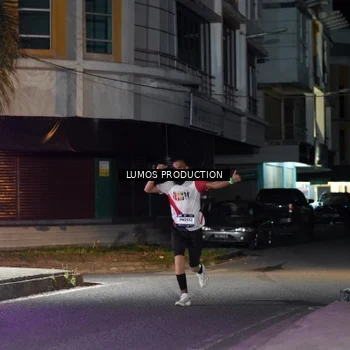 Runner Photo 7974164